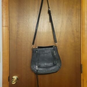 Elegant Black Leather Shoulder Bag